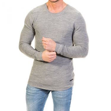 Pull gris col rond